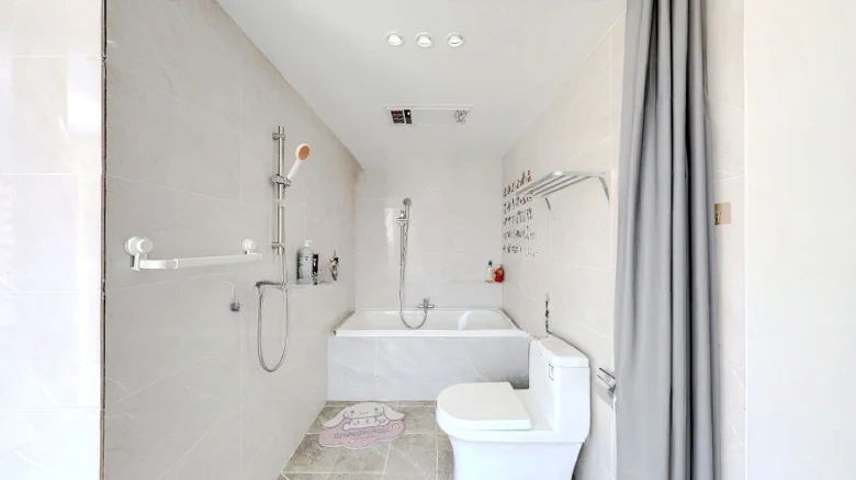 Crest International Garden - View 7