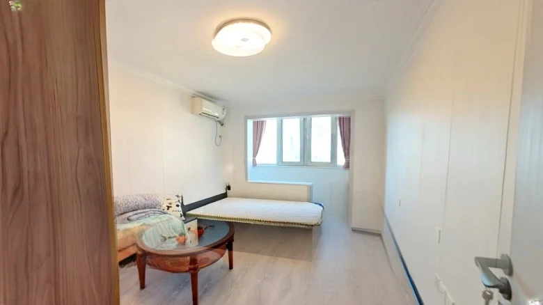 Luxuriant Forest Retreat - View 3