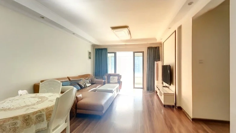 Poly International Plaza - View 10