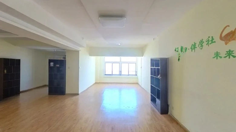 Pacific Grand Tower - View 4