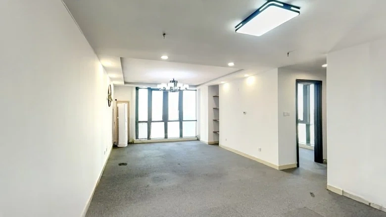 Golden Era Plaza - View 3