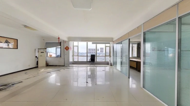 Golden Waltz - View 5