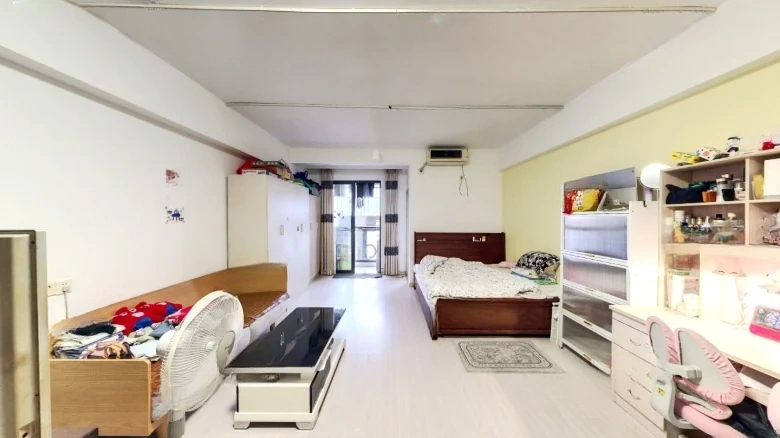 Name Convergence Plaza - View 2