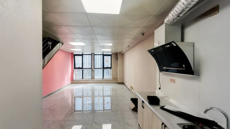 Lanzhou Zhongtianjian Square - View 2