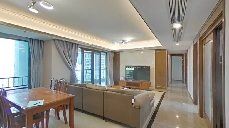 Lake Dragon Buddhist City - View 9