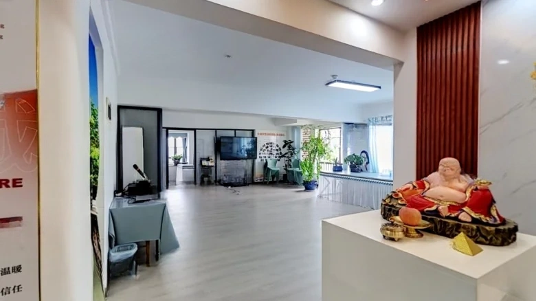 Maple Forest Home Garden - View 4