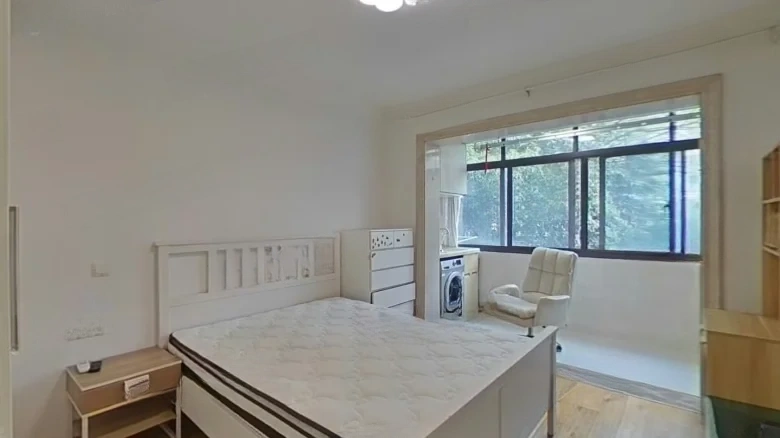 Xu Hong Apartment - View 6