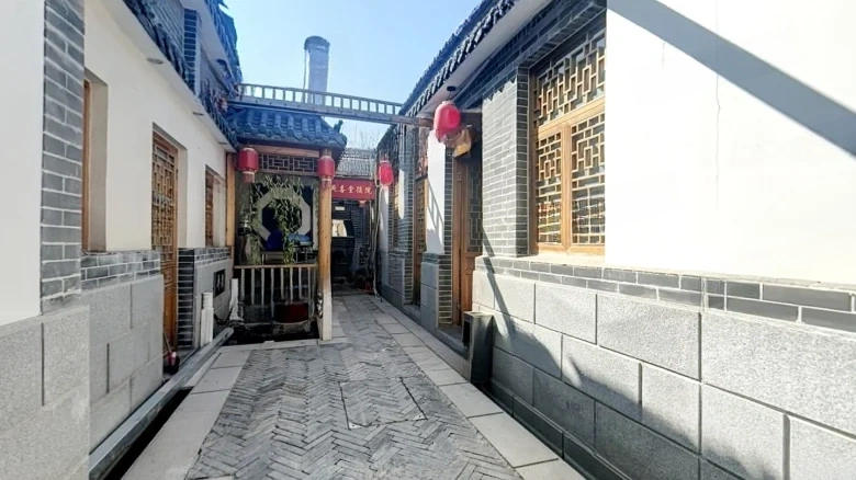 Pingquan Hutong - View 8