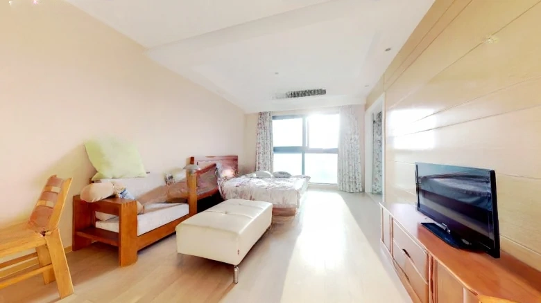 Green City Jasmine Mansion - View 2