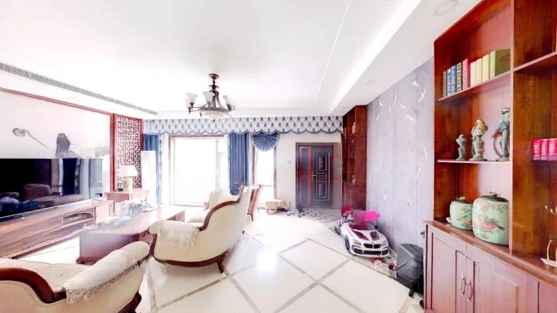 Poly Roland Lavender Valley - View 9