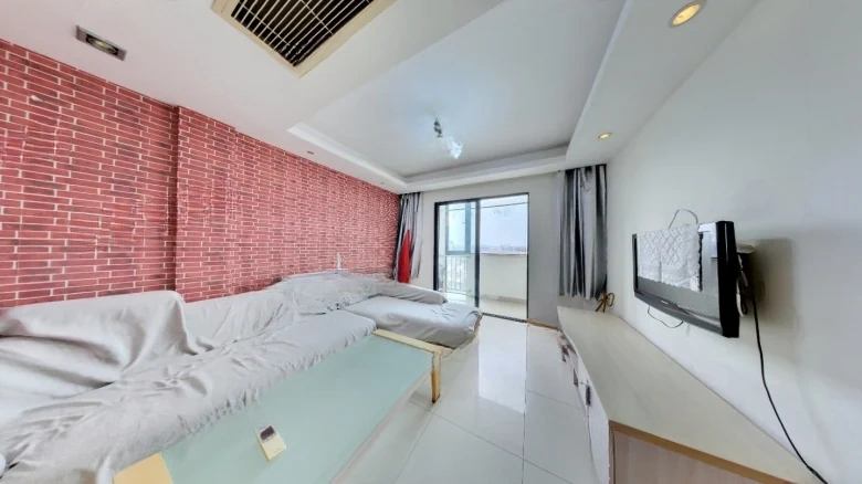 Platinum Apartment - View 2