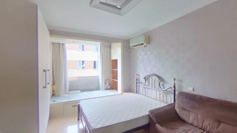 655 Gonghe Xinlu Alley - View 1