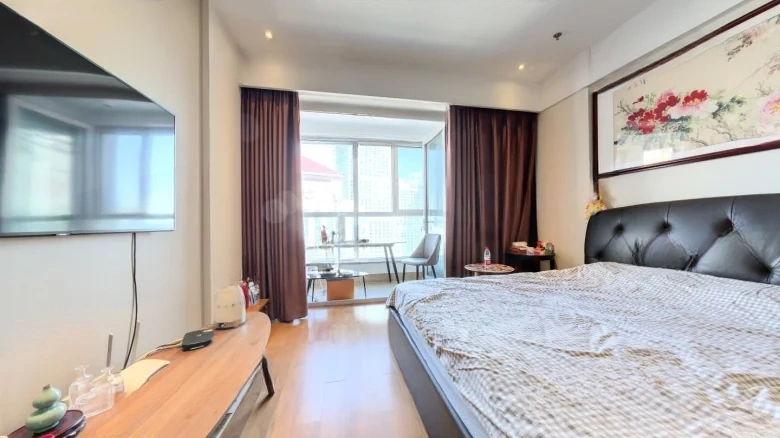 Elegant Courtyard Collection - View 4