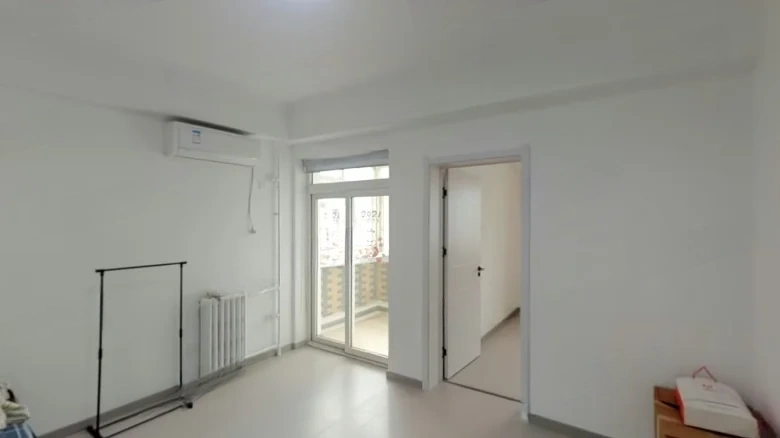 No. 9 Yard North of Swimming Pool Road - View 3