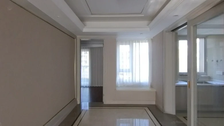 Heavenly Jade Imperial Garden - View 4