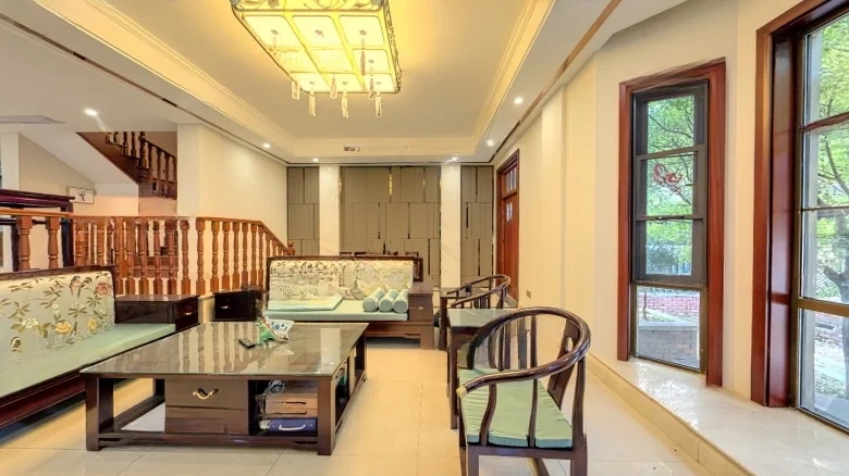 Lavender Summit Manor - View 8