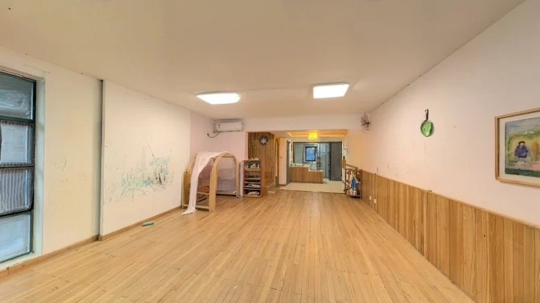 Beauty New World Golden Marvel Garden - View 7