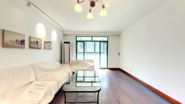 Silk House Floral Whisper - View 3