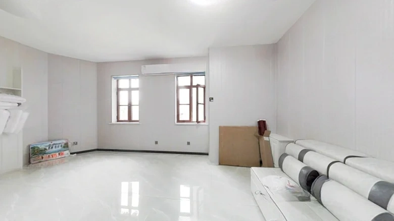 Golden Beach - View 9