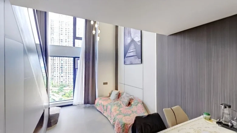 Outstanding Riverbank - View 3