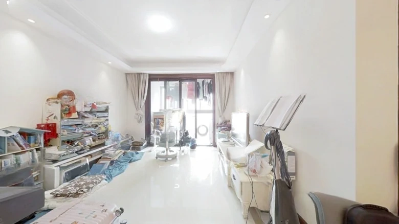 Lemon Waterfront Spring Plaza - View 4