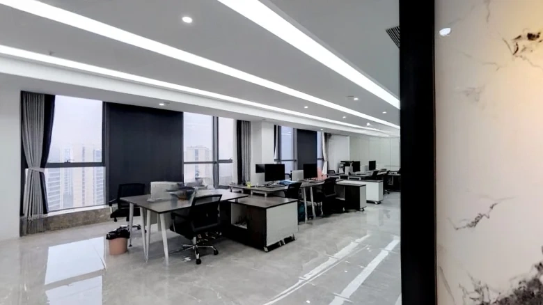 Three Peaks International Square - View 11