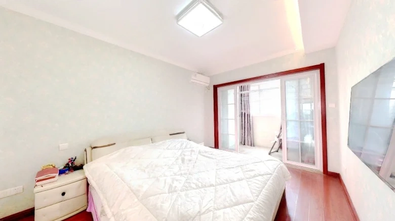 Palace Manor Street - View 5