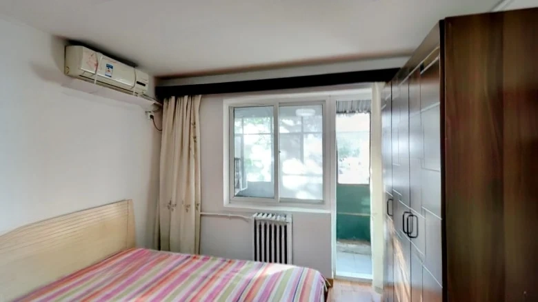 Yonganli Middle Street - View 1