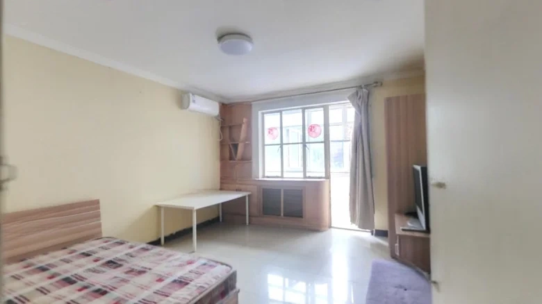 Highland Street No. 4 Compound - View 1