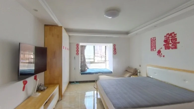 Horsewood Apartment - View 3