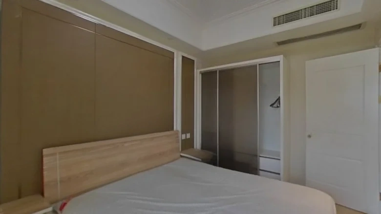 Guohe Jinfu碧桂园 BIGUI YUAN wasn't included in your request, so I'll translate just - View 1