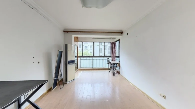 Yuan Yuan Bao Di - View 2