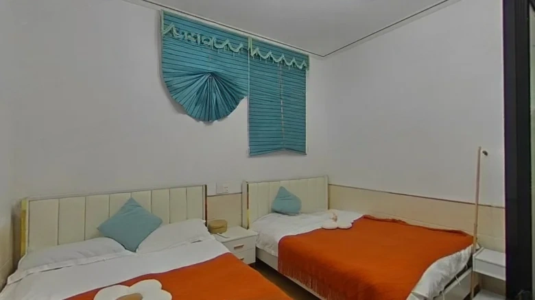 He Feng Street - View 1