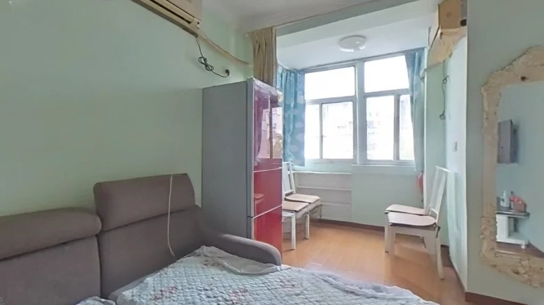 Imperial Bridge Garden - View 2