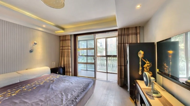 Rulin Elegance Residence - View 3