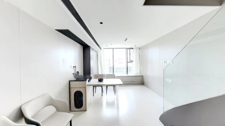 Cloud Seal · Joy Seal - View 4