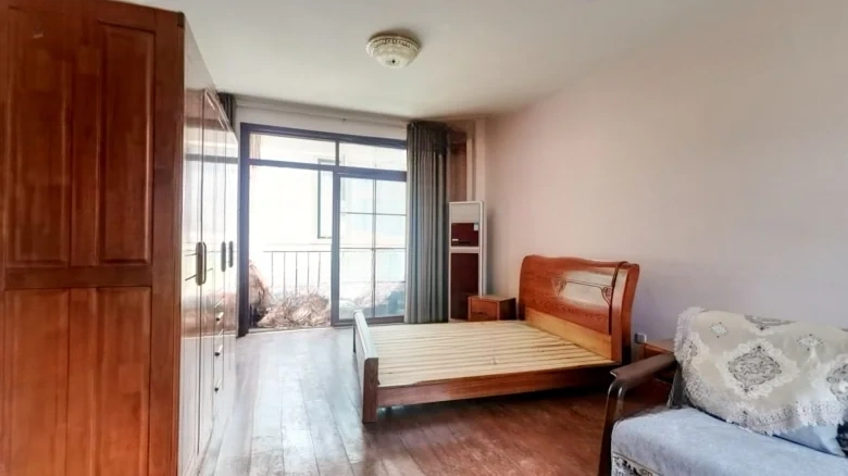 Dragon View Garden South District - View 3