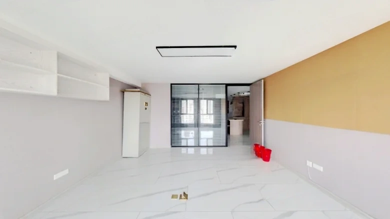 Name City Plaza - View 2