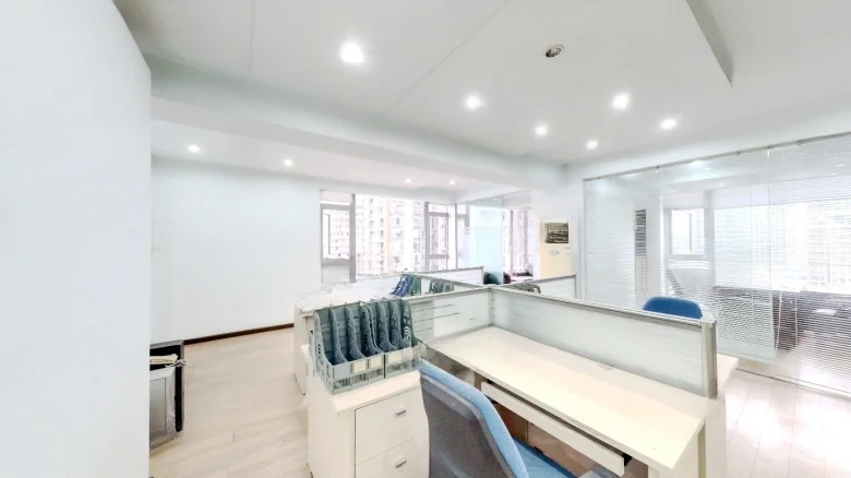 Redding International Mansion Garden - View 4