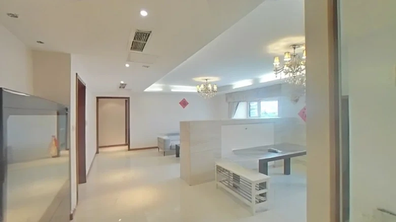 Silver City West Bank International District III - View 5