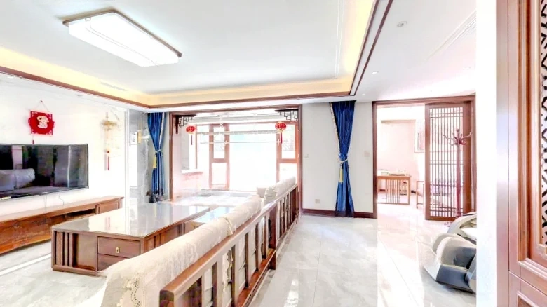 Tianshan Xi Hu Phase II - View 5