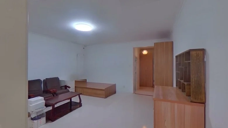 West Third Ring North Road 105 Courtyard - View 3