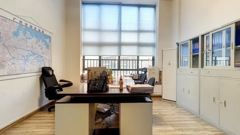 Aurora City Plaza - View 2