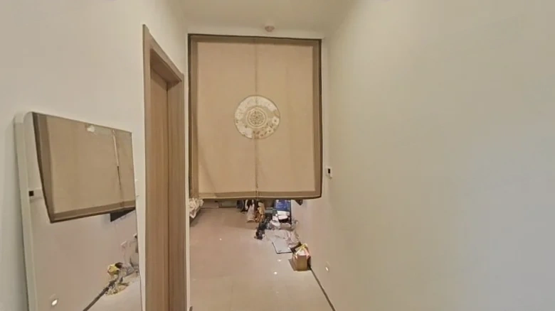 Jiuxi City Mansion首席府邸 should be translated more contextually as - View 5