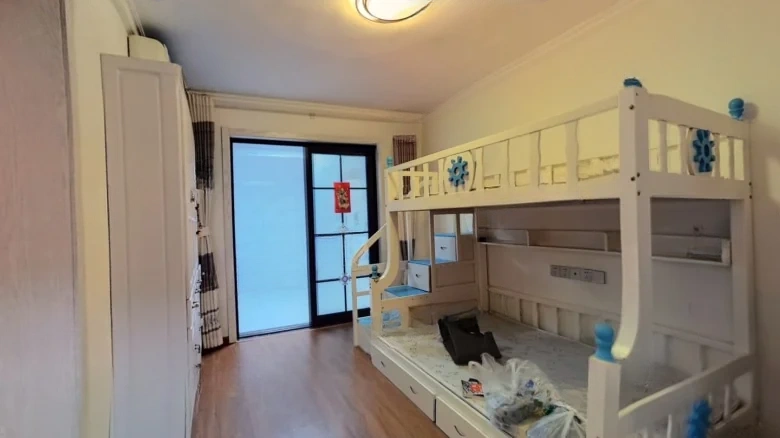 Xianxia Road - View 1