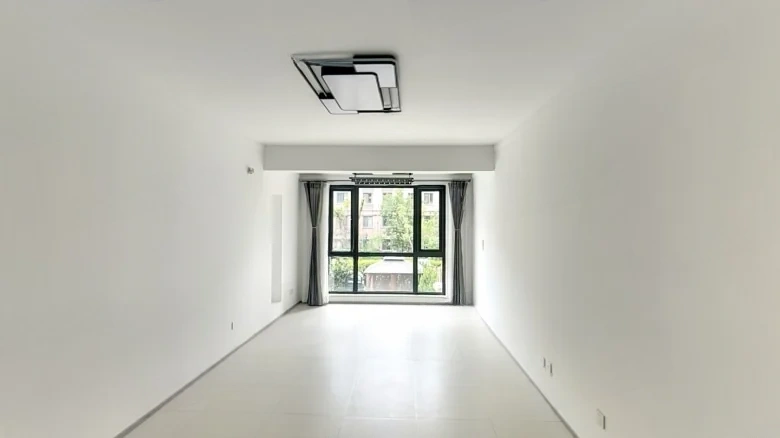 Golden Gate Riverside Mansion - View 3