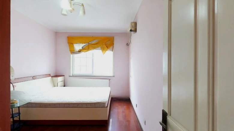 Golden Emperor Mountain Villa - View 3