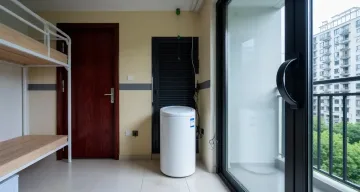 Chengdu expat housing - Furnished apartment: China Railway Construction West Bank