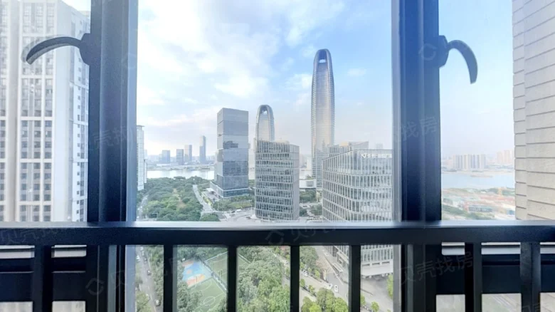 Pazhou Xin Village Apartment - View 10