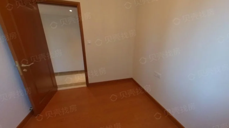 Peninsula Skyline - View 5